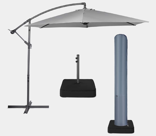 Properly storing a parasol in a ventilated bag