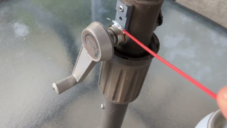 Repairing a parasol crank mechanism with lubricant