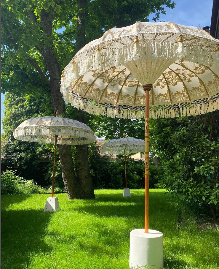 ivory lace parasols for wedding